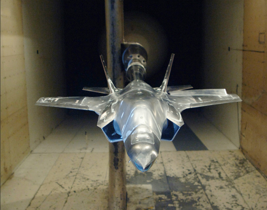 不銹鋼一體成型高速風(fēng)洞測(cè)力模型